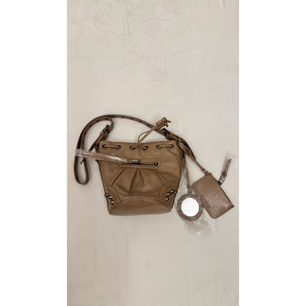 Steven Madden BVALLY Bucket Bag