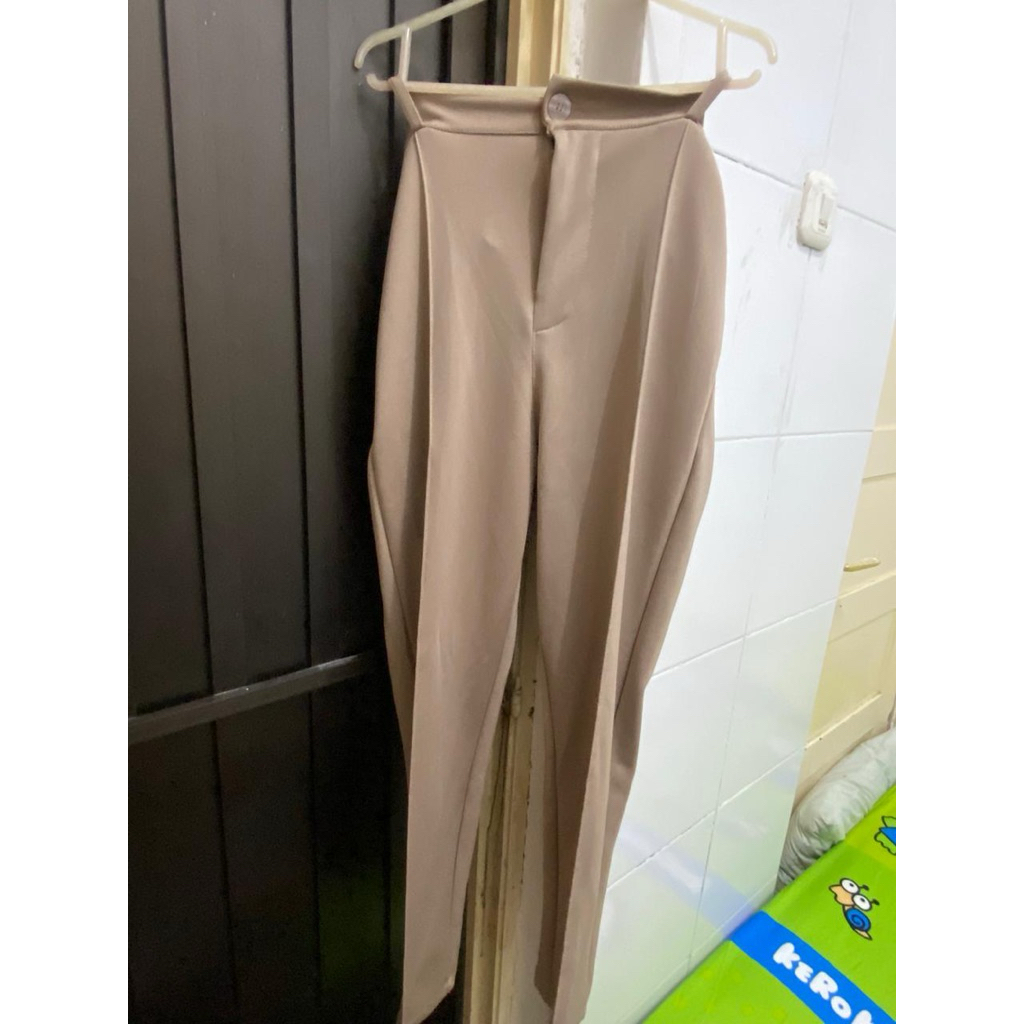 Celana panjang wanita karet