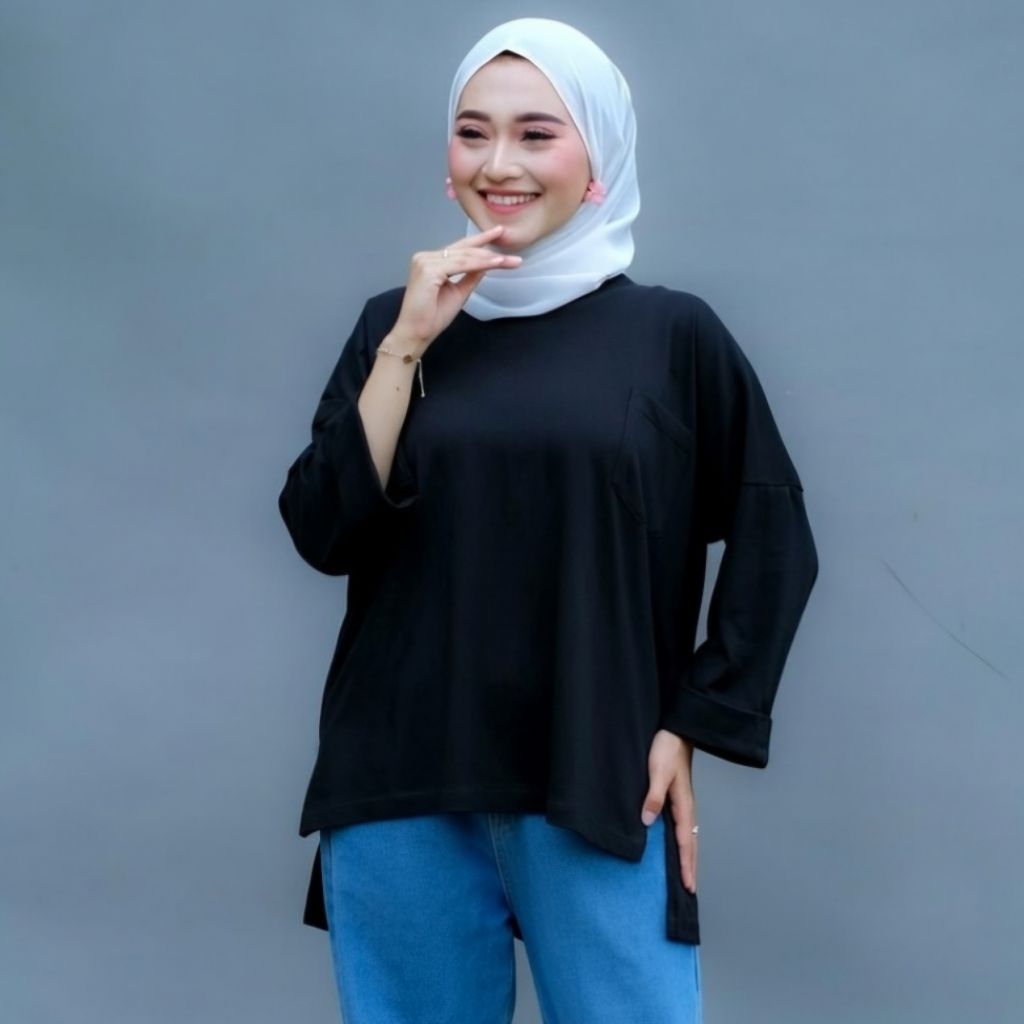 Kaos T-shirt Wanita Oversize Saku Lengan Panjang