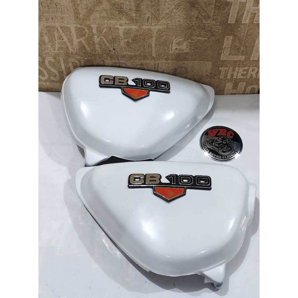 Box Aki Tutup Aki Honda CB100 CB 100 plus Emblem Putih