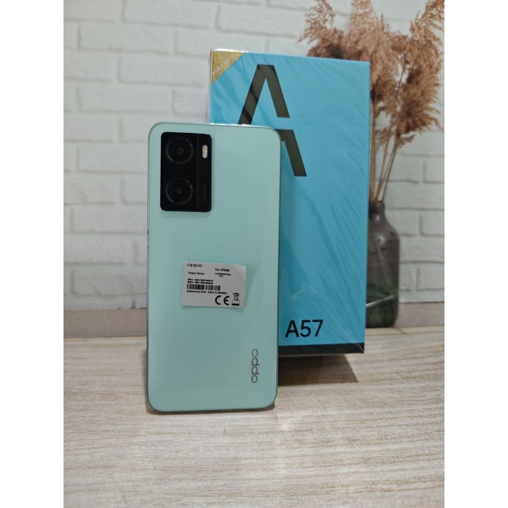 Oppo a57 4/64 garansi resmi second
