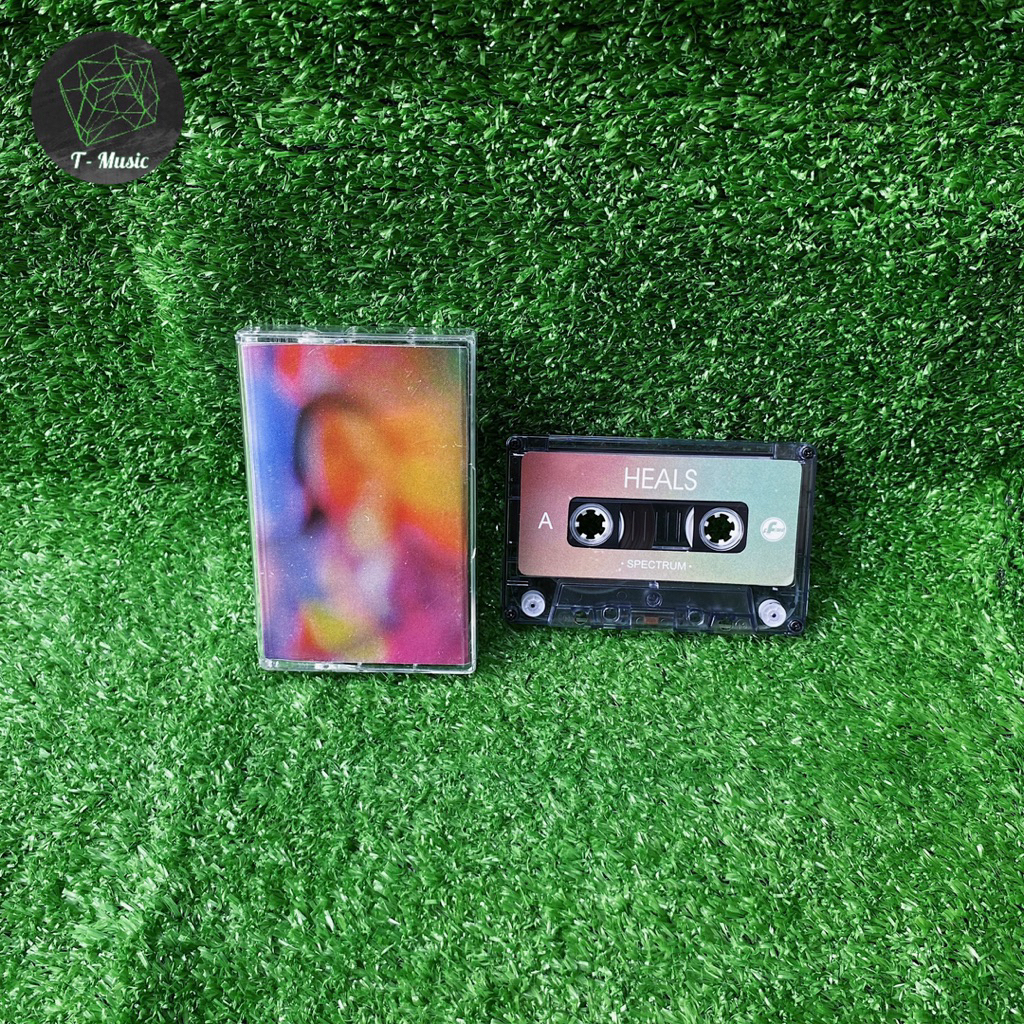 Kaset Pita Heals - Spectrum