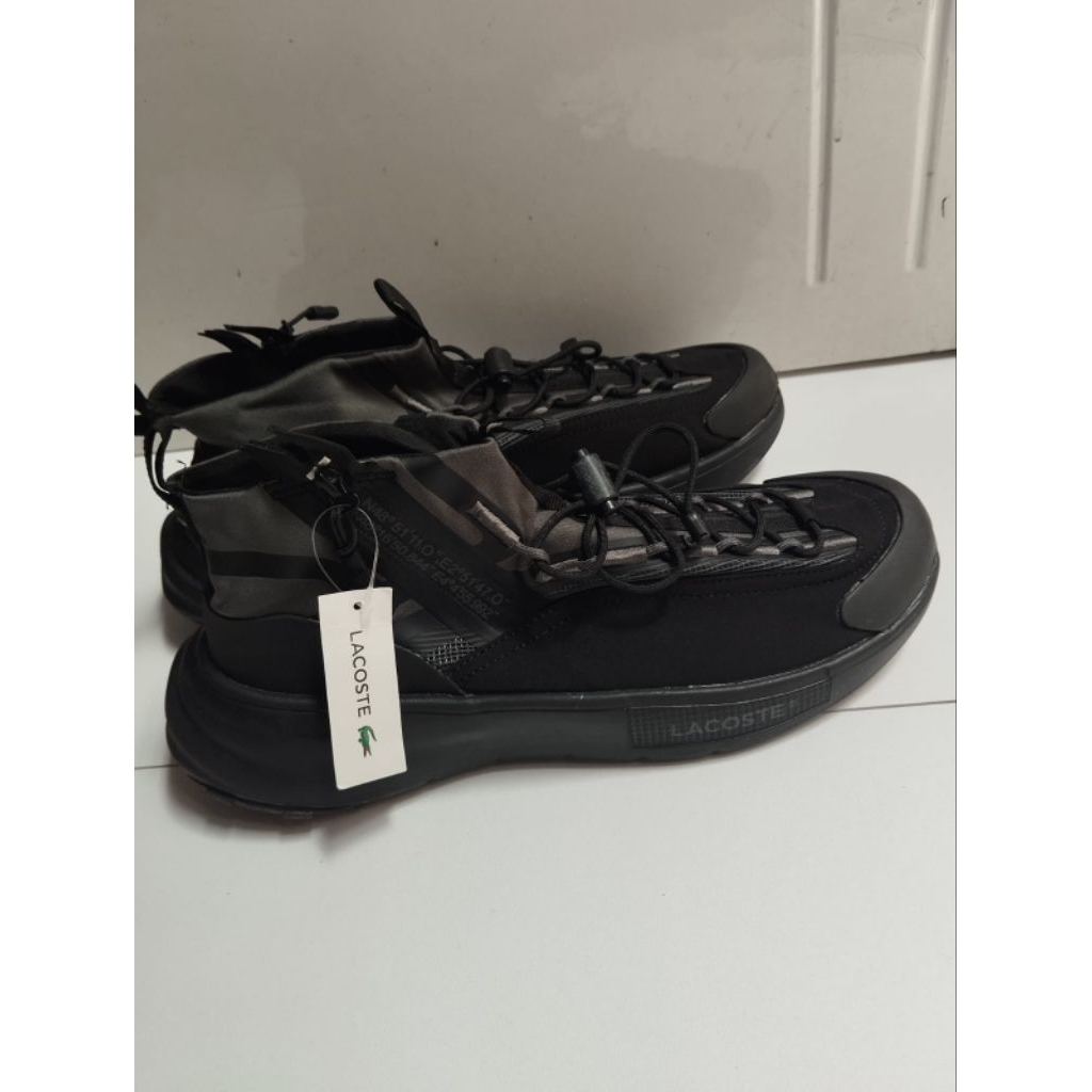 SEPATU SNEAKERS LACOSTE  LIKE NEW SIZE 42 BEKAS PRELOVED