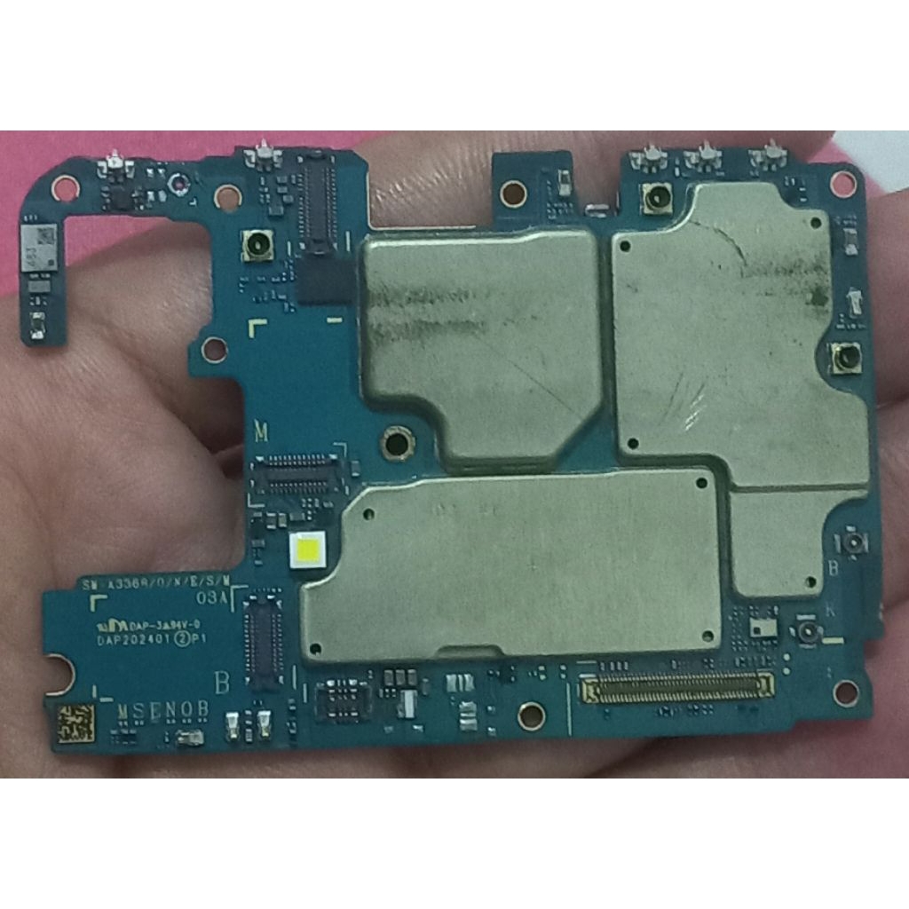 mesin samsung a33 5G mati kaya difoto