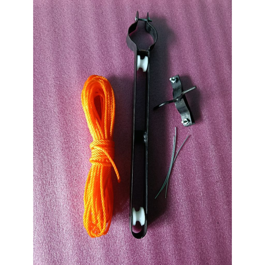 satu set kerekan sangkar burung besi plat roda nilon kerekan kandang burung besi