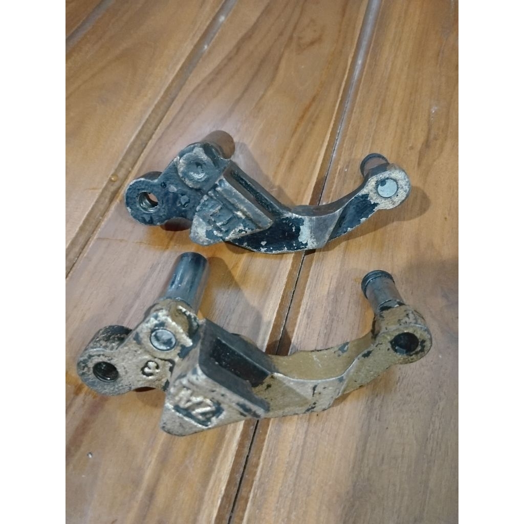 braket kaliper piston 1 yamaha rx king old,rxs,rxz,rzr,rxr,rxt original copotan