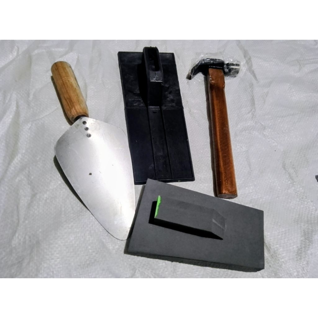 Paket 4 Alat Tukang Bangunan