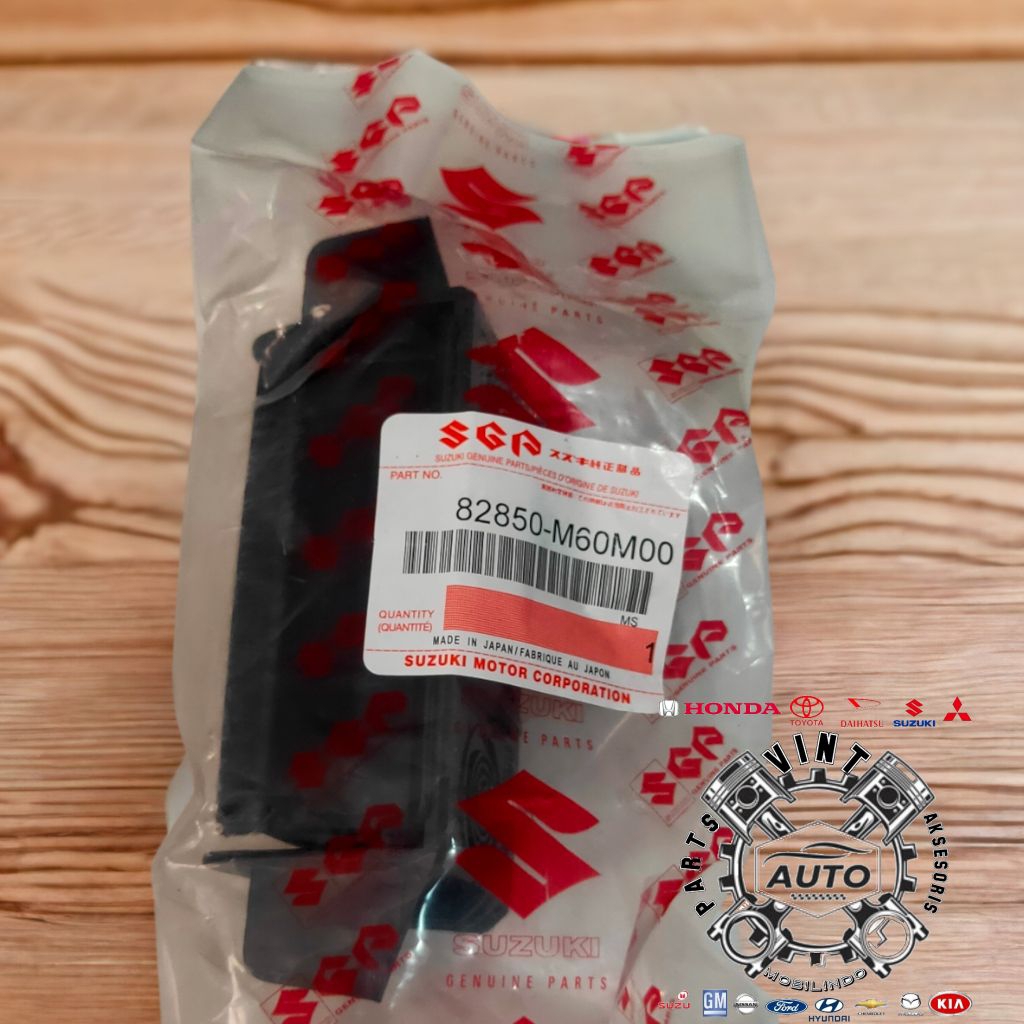 HANDLE PINTU BAGASI BELAKANG SUZUKI ERTIGA DIBAWAH TAHUN 2017