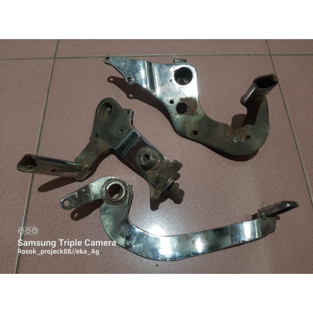 Foostep depan suzuki RKcool