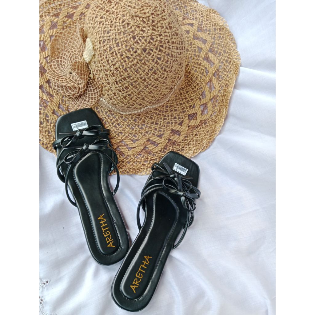Sandal aretha