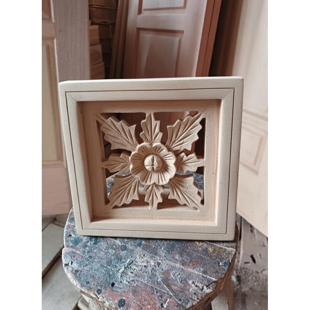 loster ukir / angin-angin / ventilasi udara kayu jati