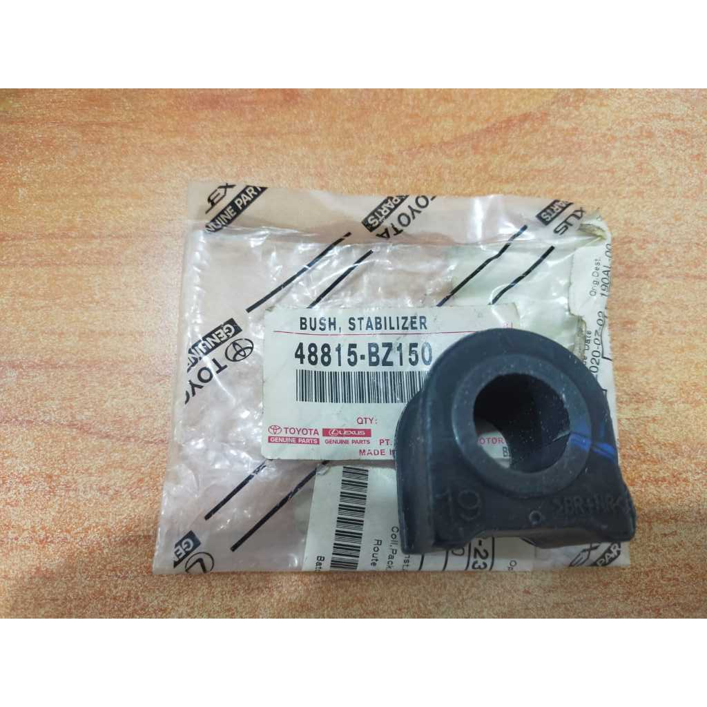 Karet Stabilizer Toyota Avanza Grand 2015-2018 / 48815-BZ150