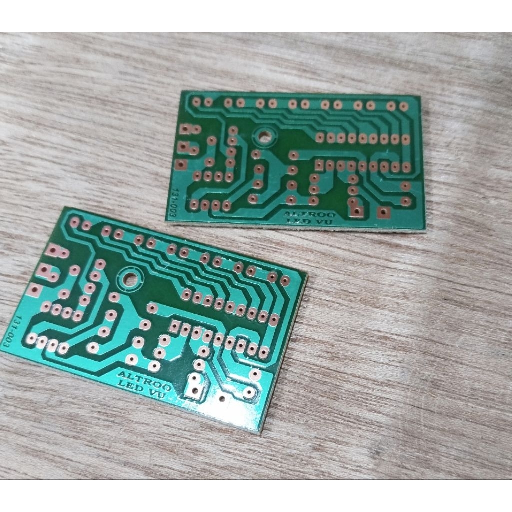 pcb papan rangkaian elektronik ALTROO- LED VU /ukuran :6x3,7cm