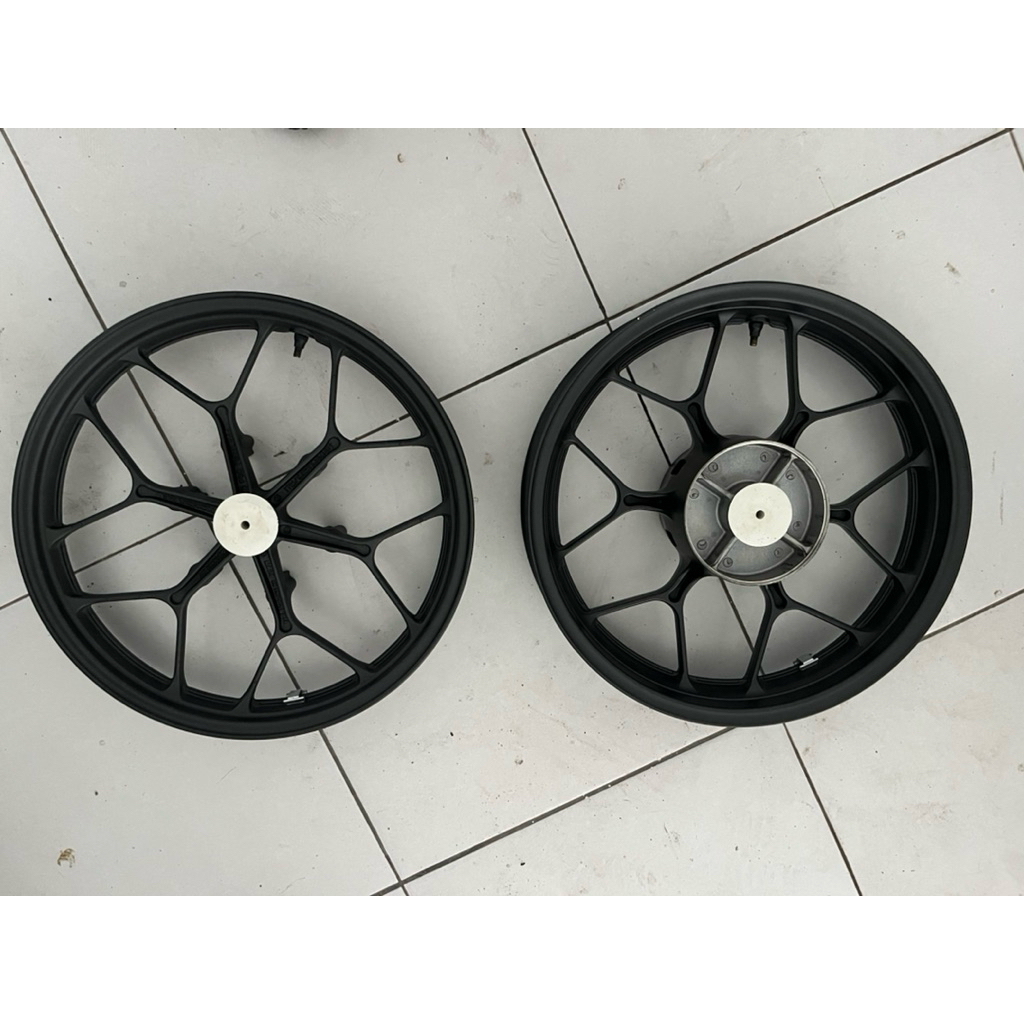 velg depan belakang original lepasan honda supra GTR