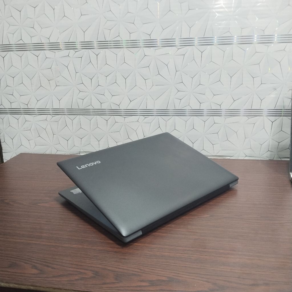 Laptop Lenovo ideapad 320 Amd A4 bekas siap pakai