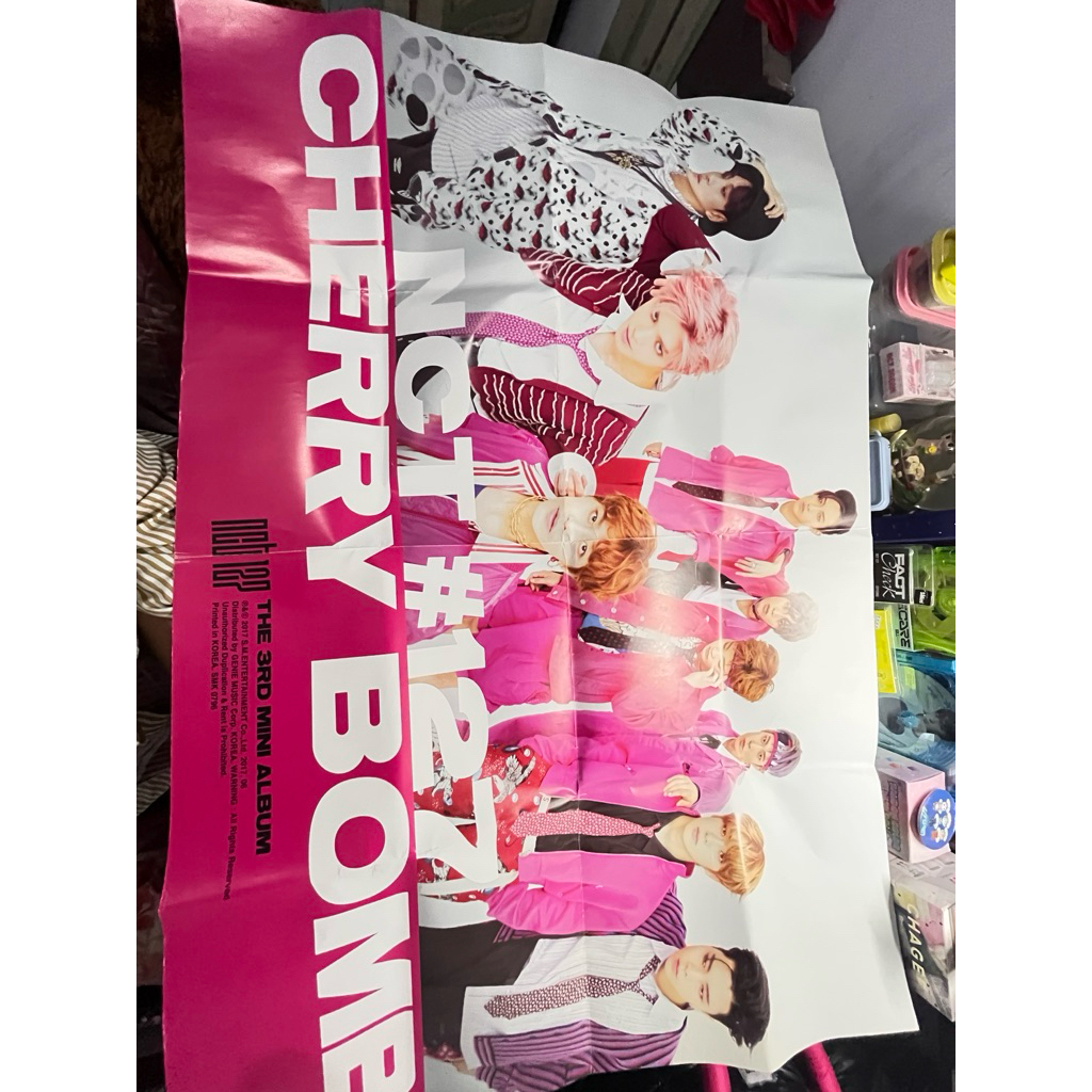 folded poster nct / folded poster nct127 / poster nct127 / poster nct127 cherry bomb official