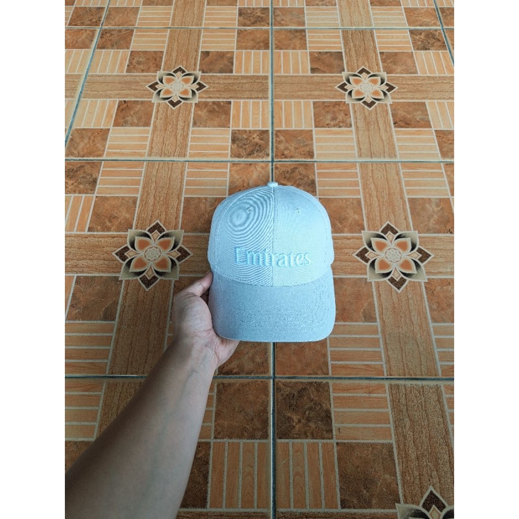TOPI EMIRATES (BNWT)