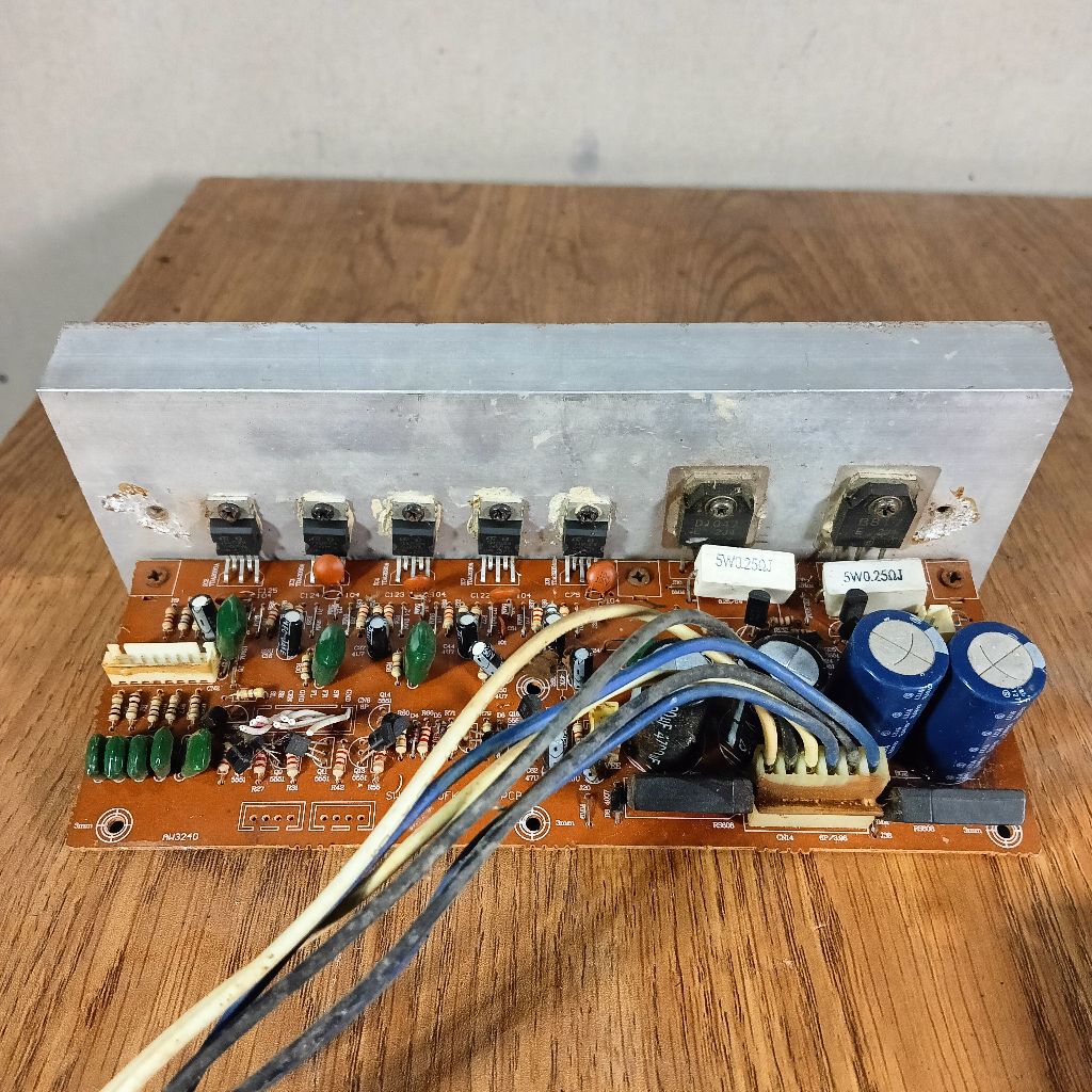 KIT ampli 5.1 bekas normal copotan