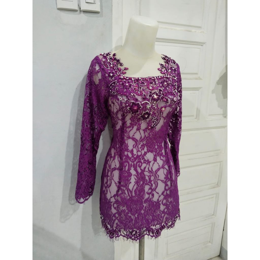 kebaya pesta modern,kebaya ungu duma