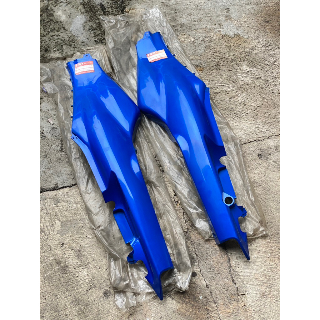 Cover Body kanan kiri set Suzuki shogun 110 new biru Original baru nos 47111-23F / 47211-23F