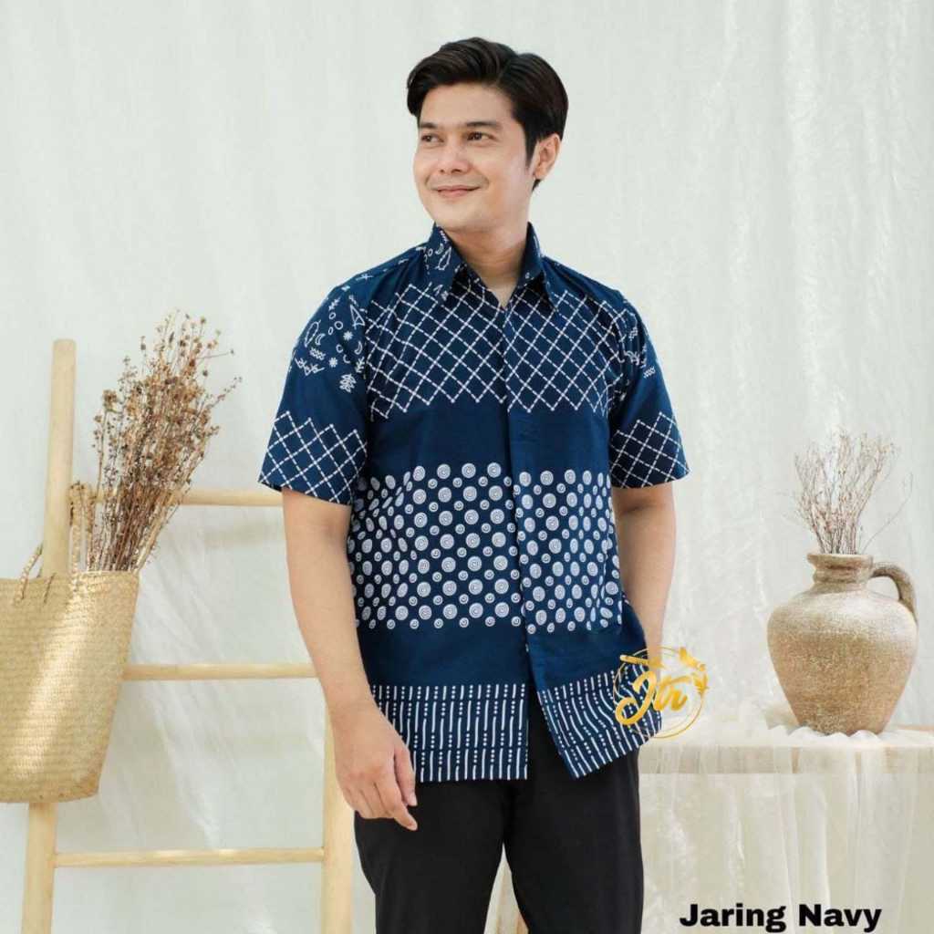 BAJU BATIK PRIA LENGAN PENDEK MOTIF SIMPLE ELEGAN TERBARU