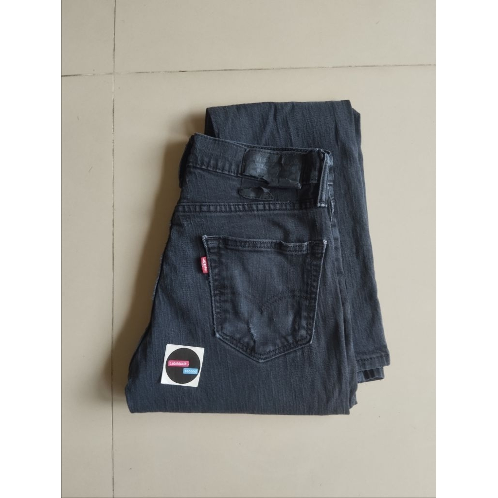 lev 511 slim fit