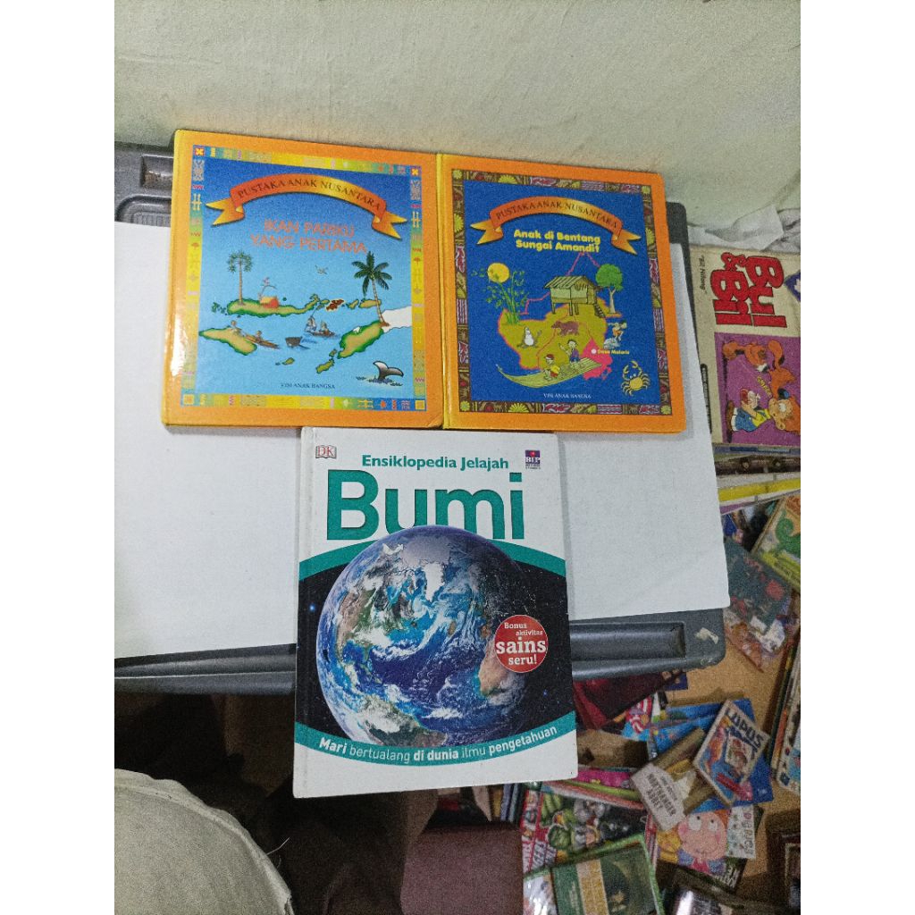 buku hard cover pustaka anak nusantara anak di Bentang sungai amandit, ikan pariku yang pertama (CD 