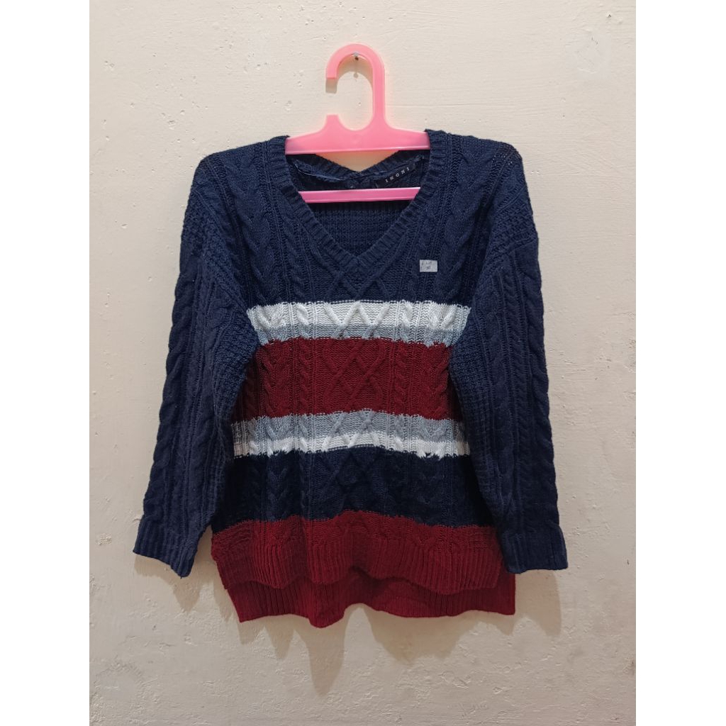 Sweater rajut kepang ingni