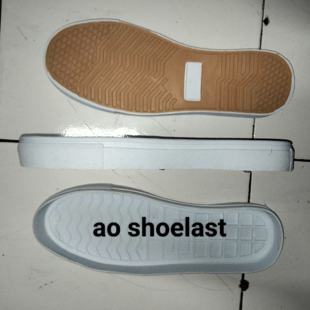 outsole alas sepatu sneakers pria