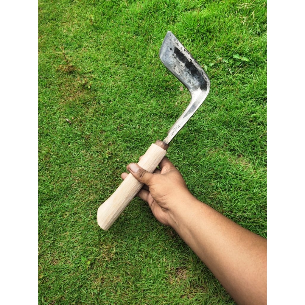 Koret Arit Rumput Baja Per