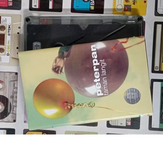 kaset pita peterpan taman langit