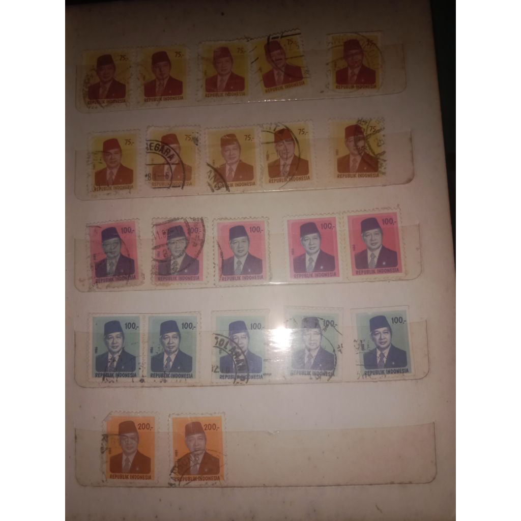 Koleksi Perangko Indonesia Presiden Soeharto Campur Album Lama Original Kolektor