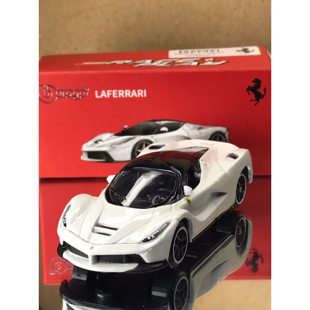 BBURAGO Laferrari