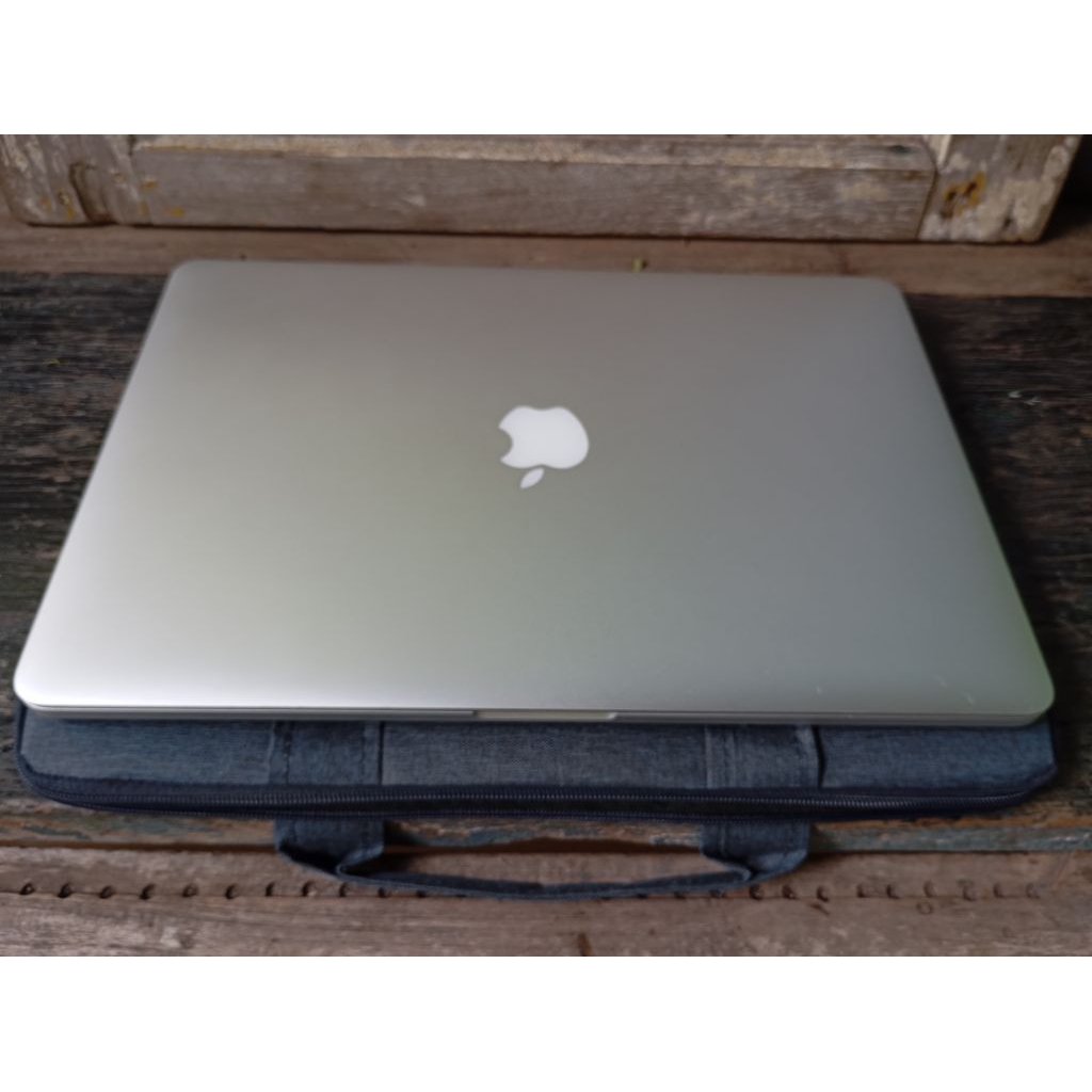 MacBook pro retina 2015 i7 16Gb 15 inchi
