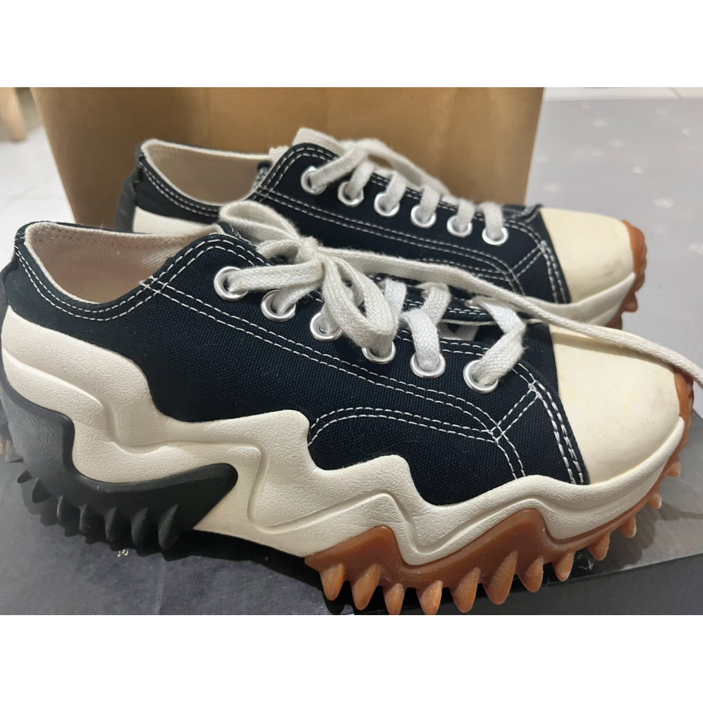 SEPATU CONVERSE RUN STAR MOTION LOW TOP