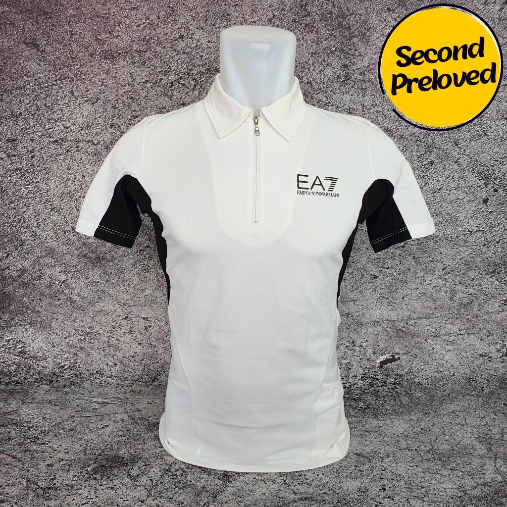 Baju Kaos Wanita / Anak ARMANI EXCHANGE - Size M / Lebar 46 cm - Original - Second