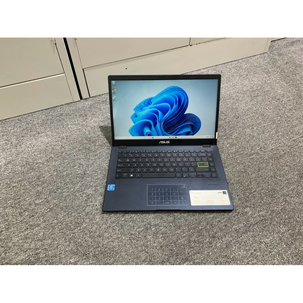 ASUS VivoBook E410MAO Pentium Silver N5030 Ram 4Gb ssd 128