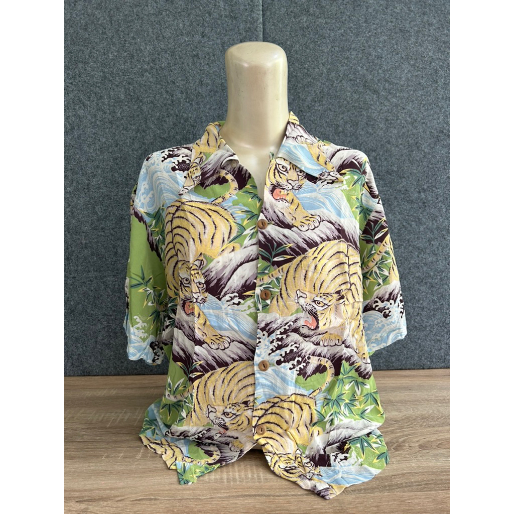 SUNSURF HAWAIIAN VINTAGE SHIRT “FIGHTING TIGER” AUTHENTIC / RAYON