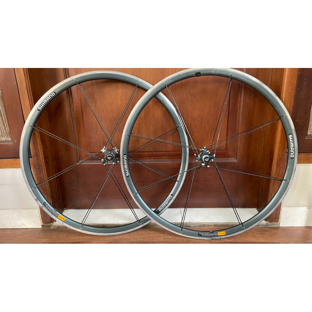 Shimano Dura Ace WH-7700 700c Road Bike Wheelset