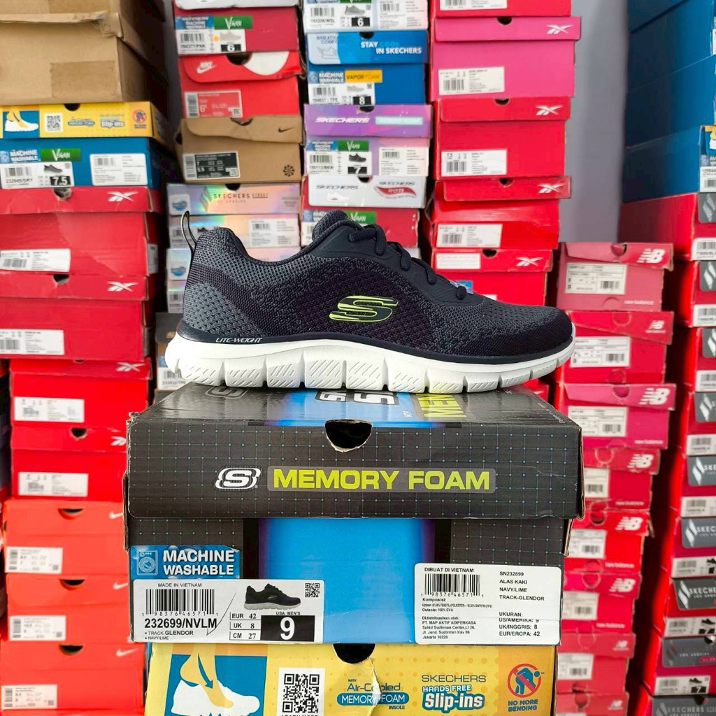 Sepatu Skechers "Navy"