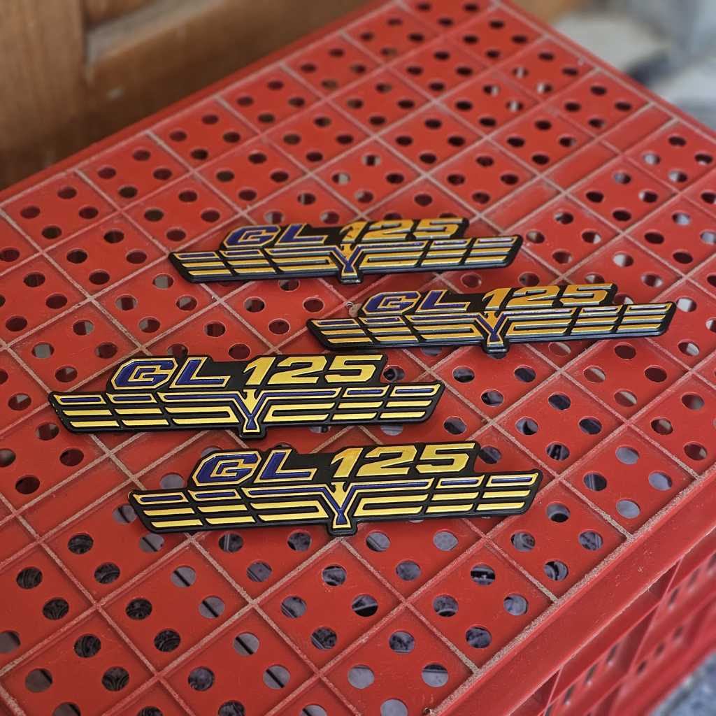 EMBLEM TANGKI GL 100 GL 125 LOGO TANGKI GL 100 GL 125 SET EMBLEM TEPONG GARUDA IMPORT WHELLPROF BAHA