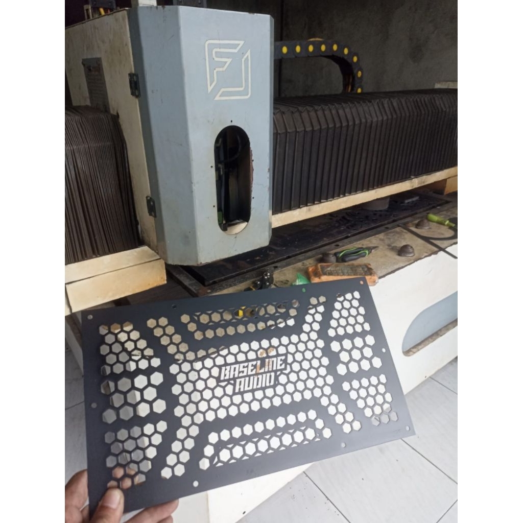 GRILL SOUND SYSTEM CUSTOM/ RAM TUTUP SPEKER CUSTOM