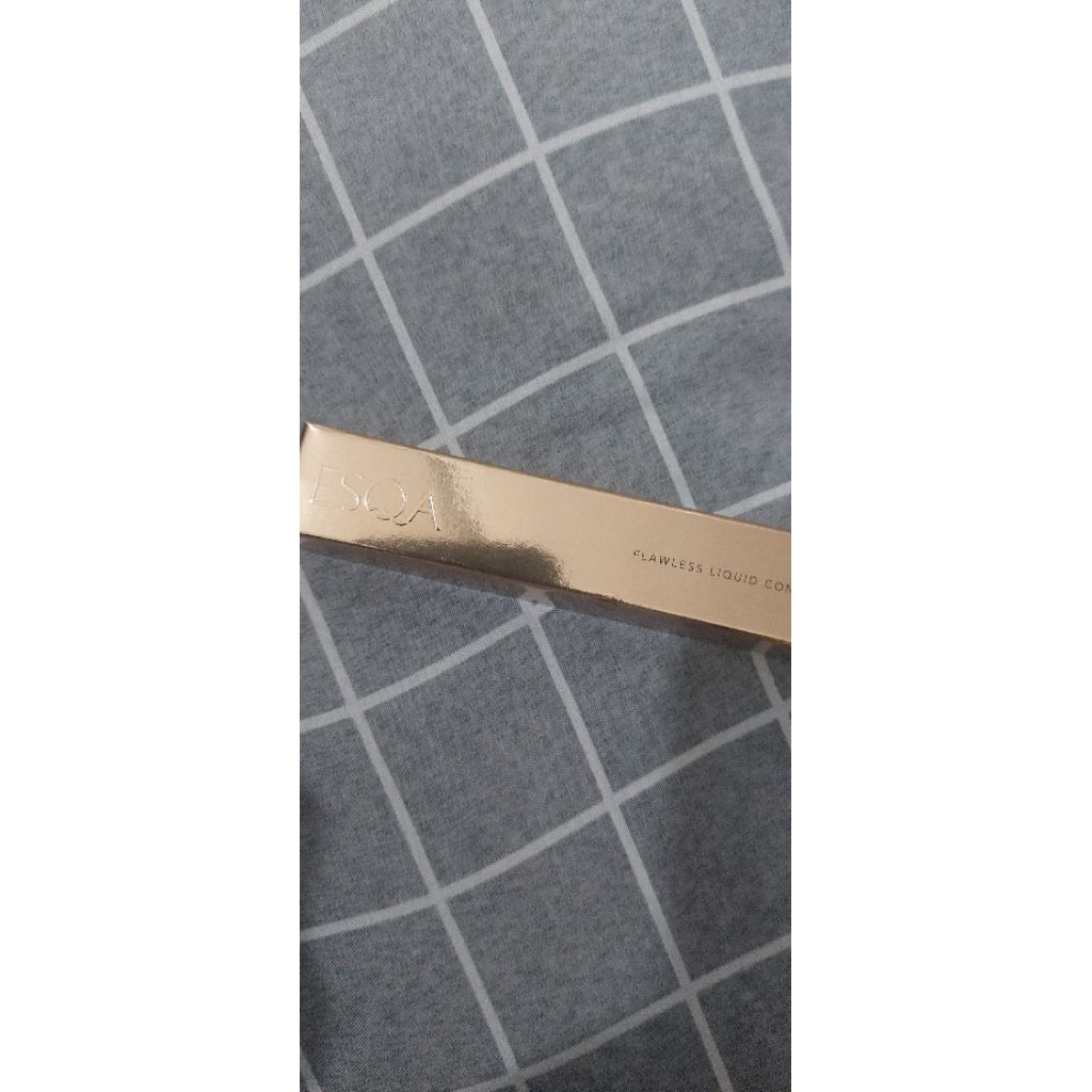 Esqa Flawless Liquid Concealer Shade Granola 5gr