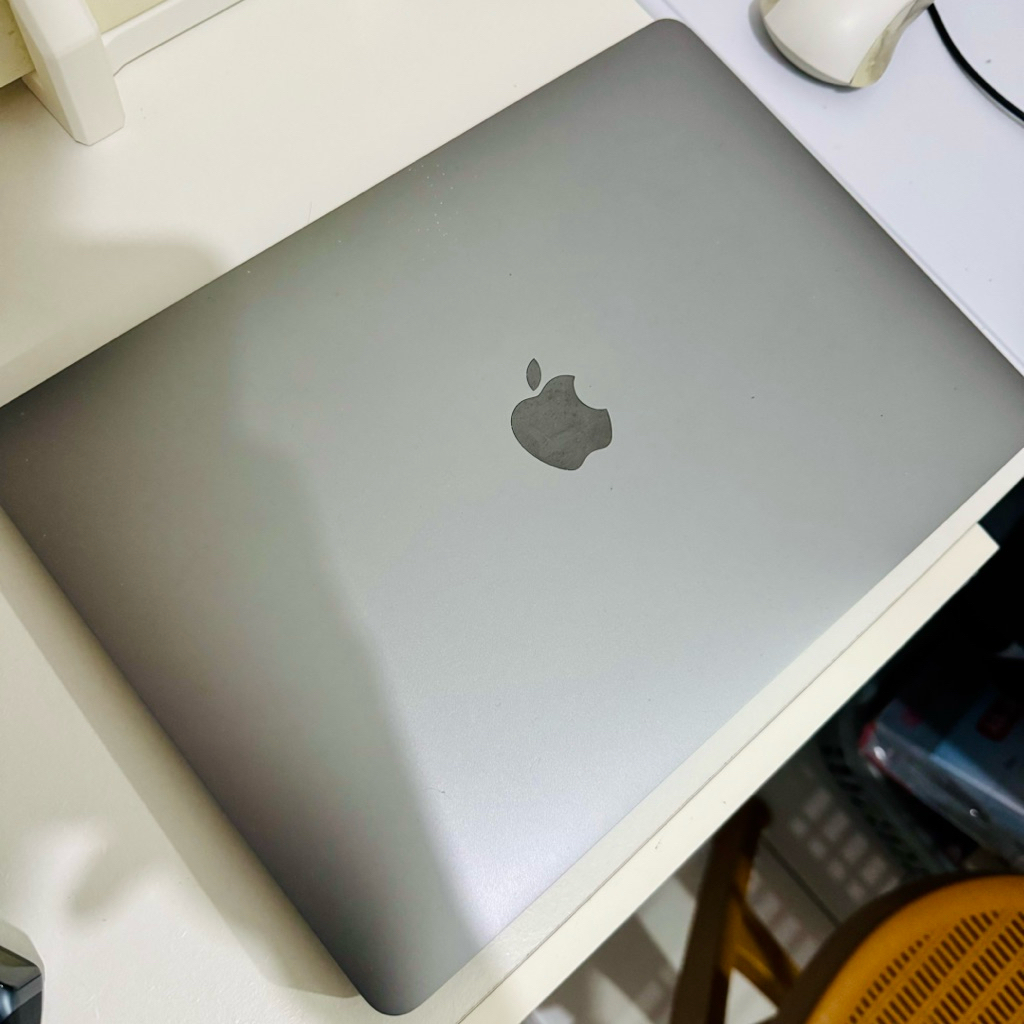 Apple Macbook Air M1 Fullset Original ex iBox