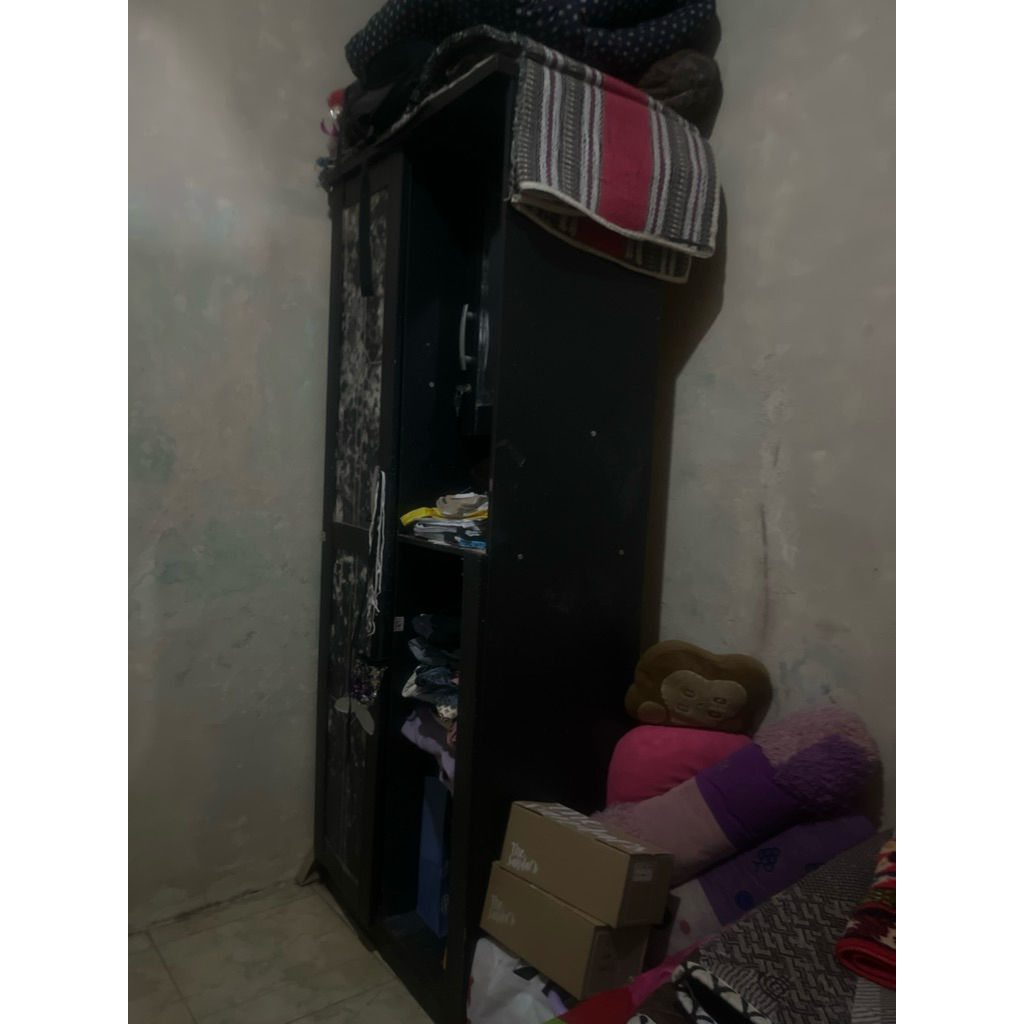 LEMARI NYI RORO KIDUL