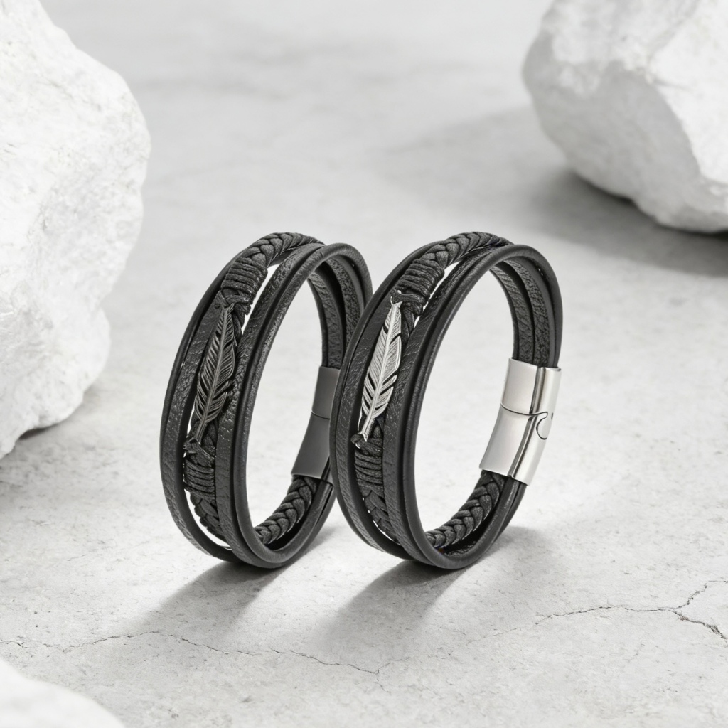 Gelang Kulit Asli Perak dan Hitam Vintage Mewah untuk Pria dengan Desain Bulu dari Baja Titanium