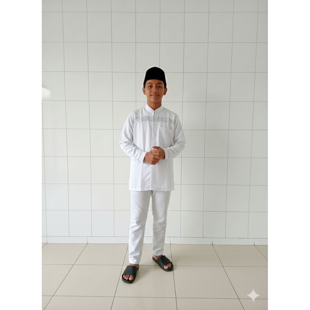 KOKO ANAK REMAJA PUTIH LENGAN PANJANG KATUN