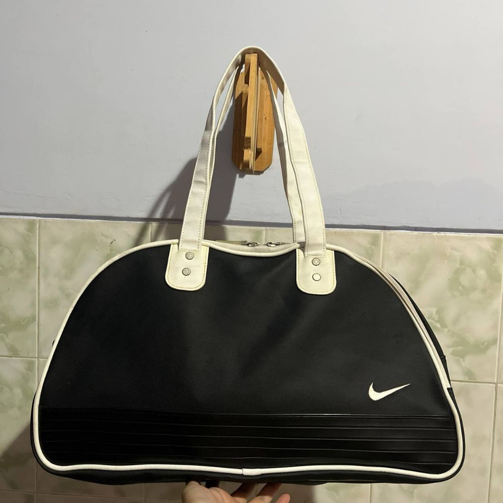 Tas Olahraga Nike 2 Ruang warna Hitam | Totebag Travelbag Preloved Bekas Pribadi Second