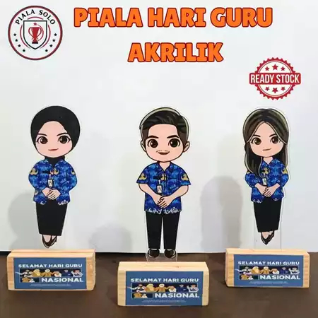 Piala Guru KORPRI Biru Kecil Tatakan Kayu Piala Hari Guru Custom Tulisan
