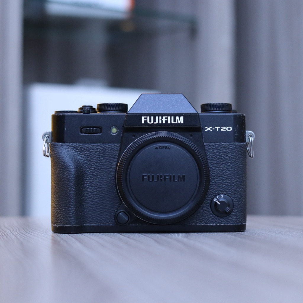 FUJIFILM XT20 BODY ONLY MULUS